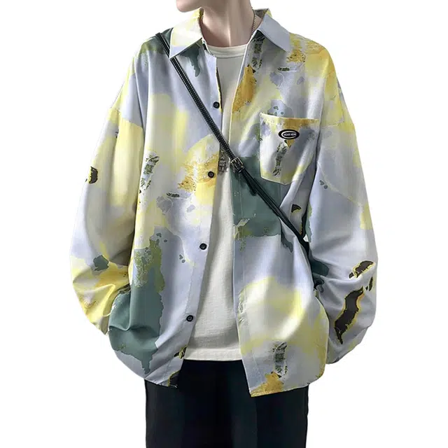 NEAR HERE Clean fit