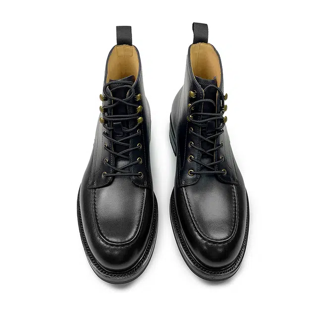 ANTONIO BAREZZI Classic Leather Short Boots