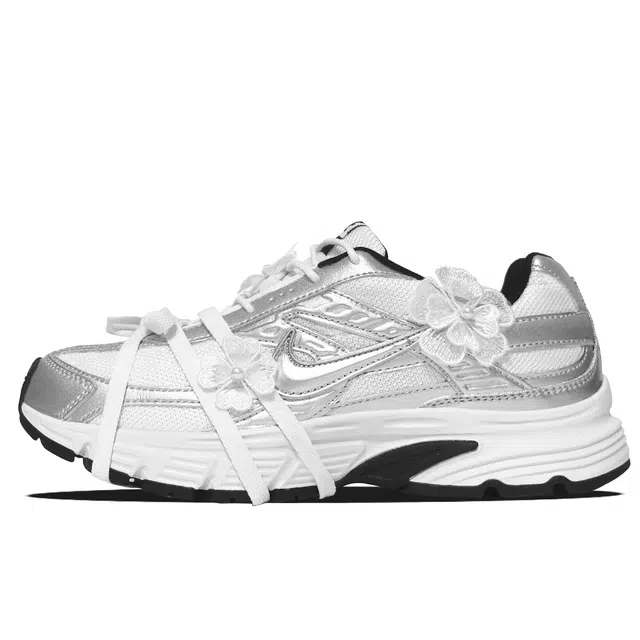 Nike Initiator ins Y2K