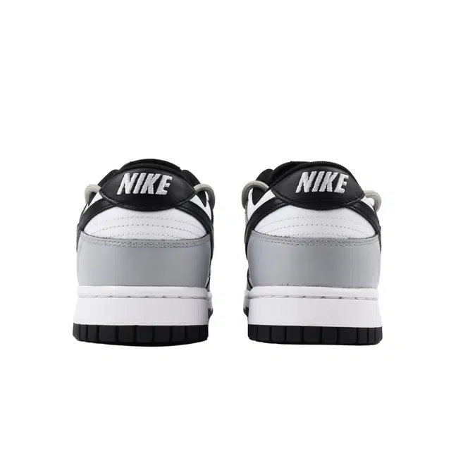 Nike Dunk Low "Panda"