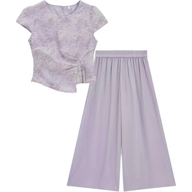 爱依服 优雅温柔设计感短袖裙装套装 女款