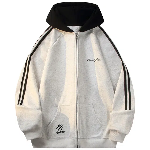 NINETEEN AUTUMN logo