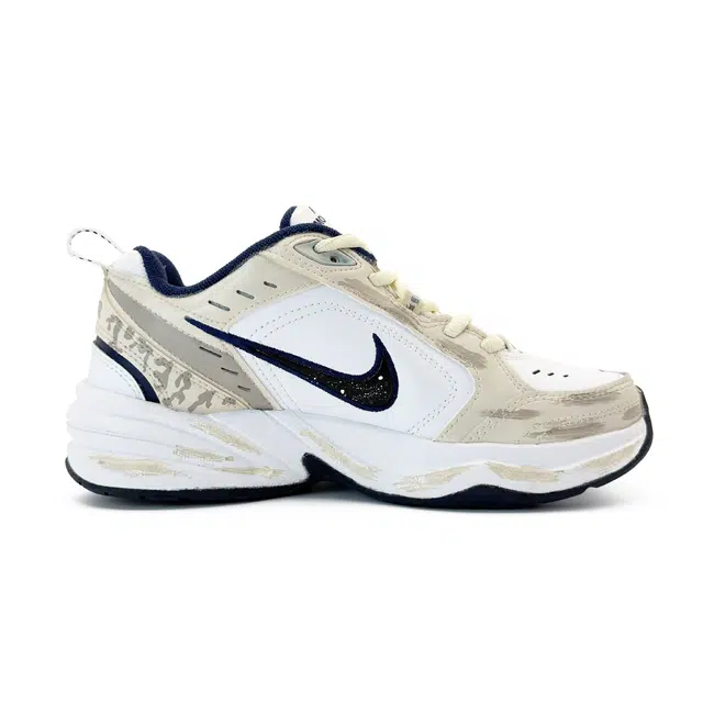 Nike Air Monarch 4