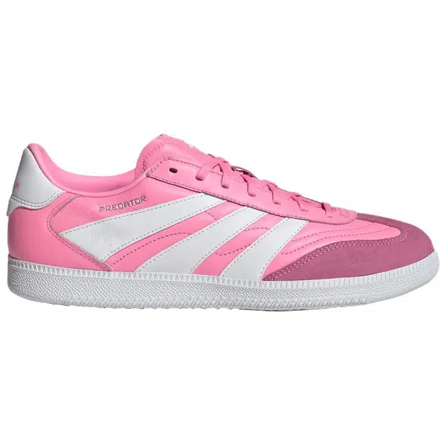 David Beckham x adidas PREDATOR FREESTYLE