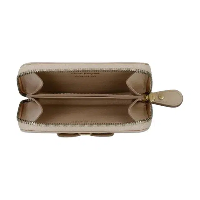 FERRAGAMO