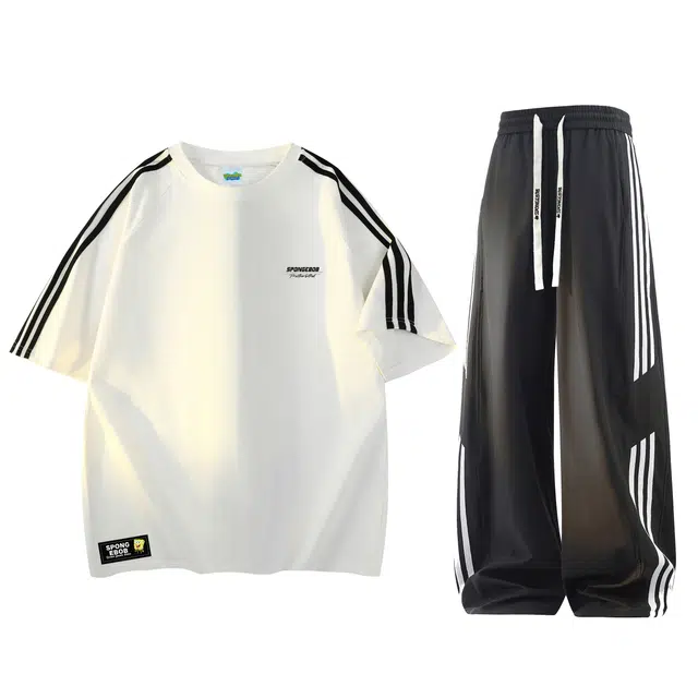 SPONGEBOB SQUAREPANTS logoT