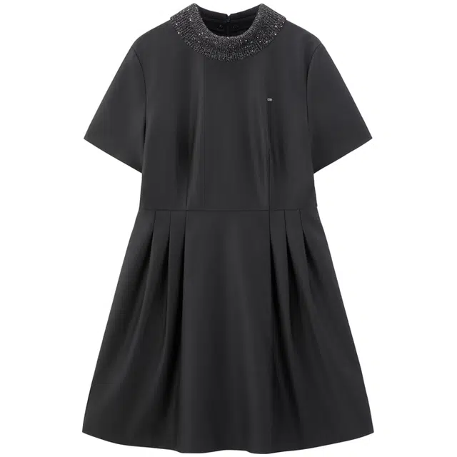 太平鸟 宴会大方得体小黑裙领口珠片短袖连衣裙 女款