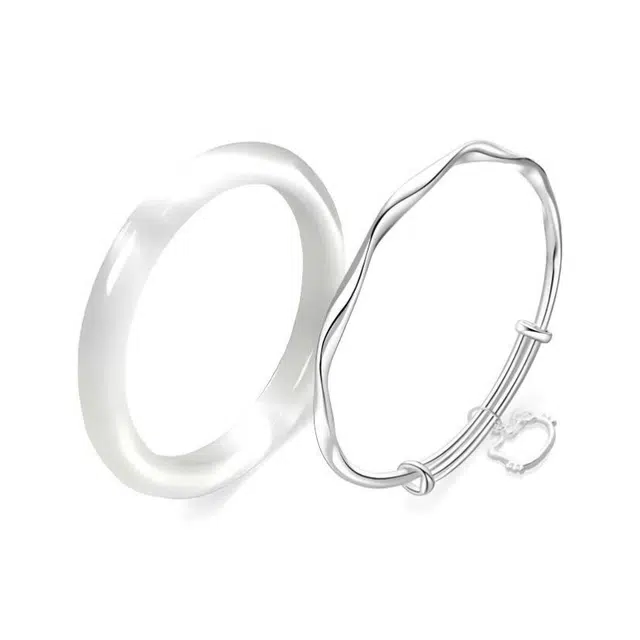 郁馨 甄选招财福猫简约经典白月光婉约莫比乌斯中式美学叠戴小众设计恋爱告白在逃公主 清透优雅素圈无限爱意#好运 琉璃 手镯 女款