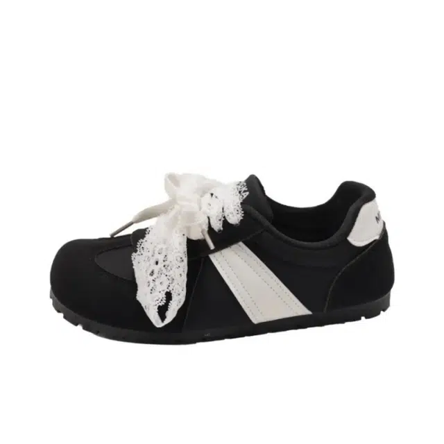 PARK DANCE Low Top Sneakers