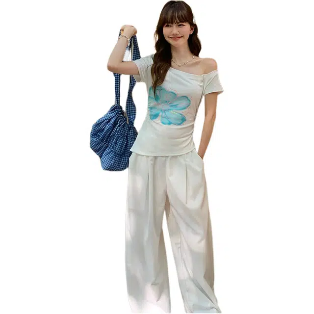 Kiki Clothing Boutique T