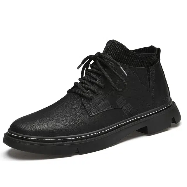 简约小众风格 融合潮流通勤等多元特质 短筒 马丁靴 男款