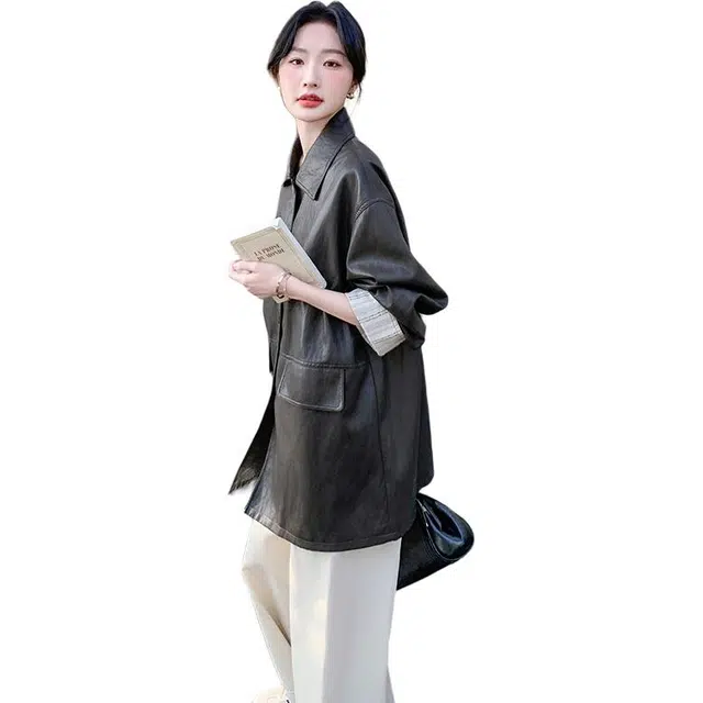 袋鼠 美式复古翻袖条纹翻领设计时尚休闲皮衣外套 女款