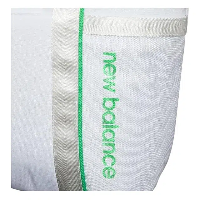 New Balance 26L