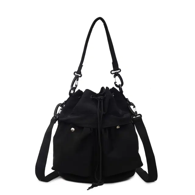 德力熊 纯色抽绳多口袋斜挎包轻便休闲通勤 尼龙 单肩包 女款 黑色/米白/咖啡色/黄色/绿色/卡其