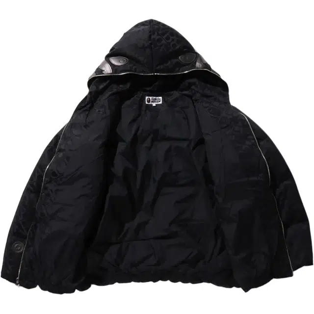 A BATHING APE