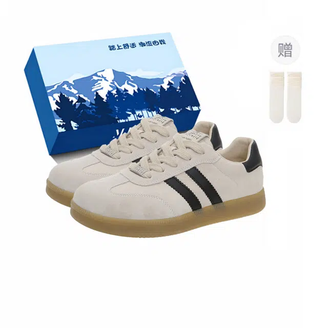 小鹿米利 芒果头平底软底舒适百搭复古圆头休闲 低帮 板鞋 女