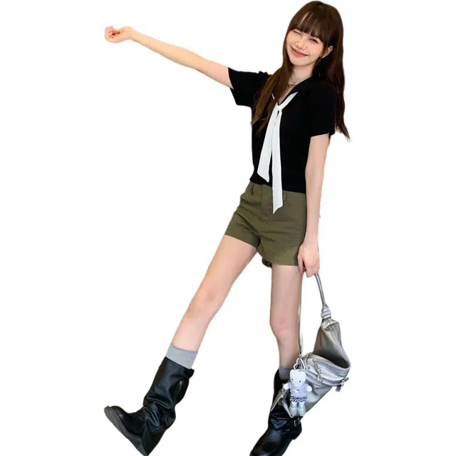 Kiki Clothing Boutique T