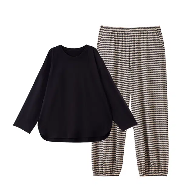 俏薇妮 柔软春秋款莫代尔棉带胸垫一体圆领长袖睡衣套装 女款