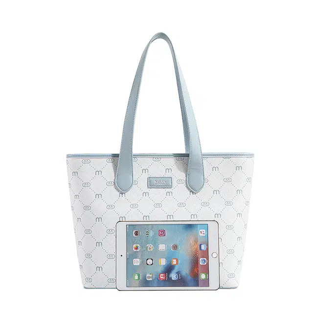 FAIRWHALE Tote