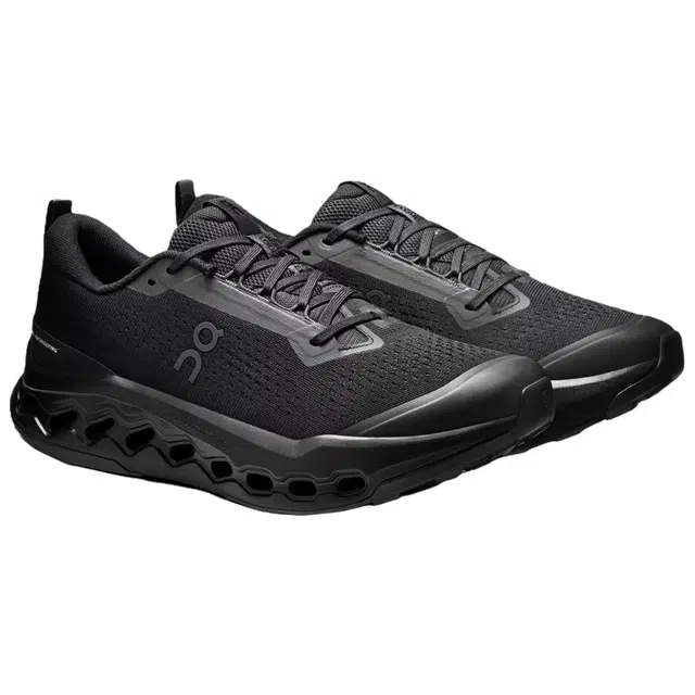 On Cloudsurfer Trail 2