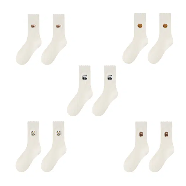 俏佳人 秋冬加绒加厚纯色可爱卡通动物亲肤柔软舒适吸汗透气保暖中筒袜 女款