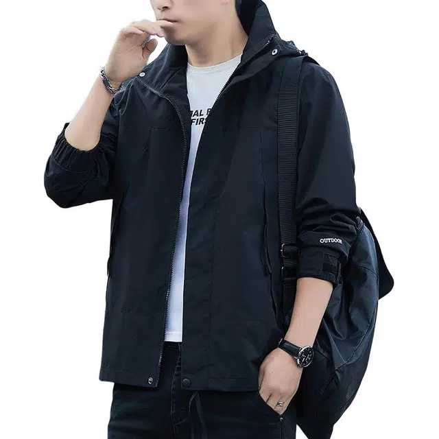 太子龍 连帽秋冬潮流透气冲锋户外防风休闲工装外套夹克 男款