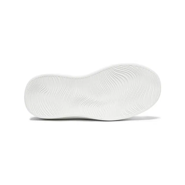 Coup De Foudre Low Top Sneakers