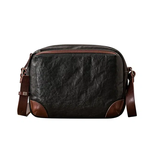 后步 小众原创设计复古质感高级撞色老钱风休闲 头层牛皮 斜挎包 常规 男款 黑色