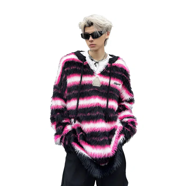 Fakeyoung Vlogo