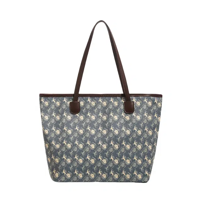 PESASRIE PVC Tote
