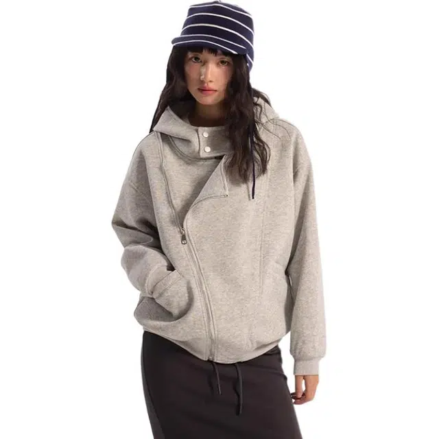 CASTLE WOODS oversize