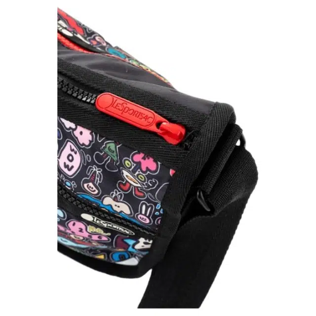 LeSportsac