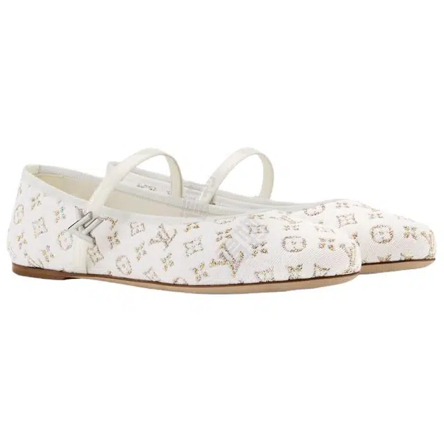 LOUIS VUITTON Romy