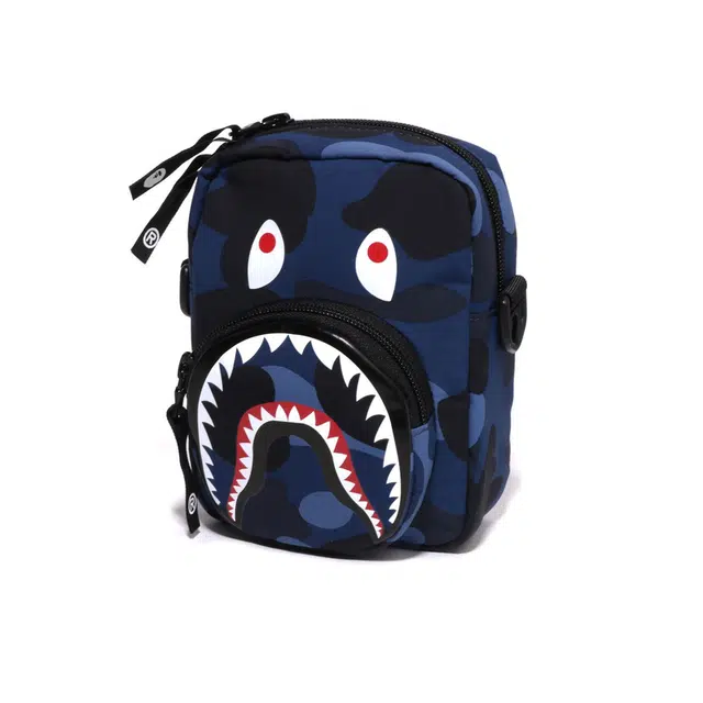 A BATHING APE
