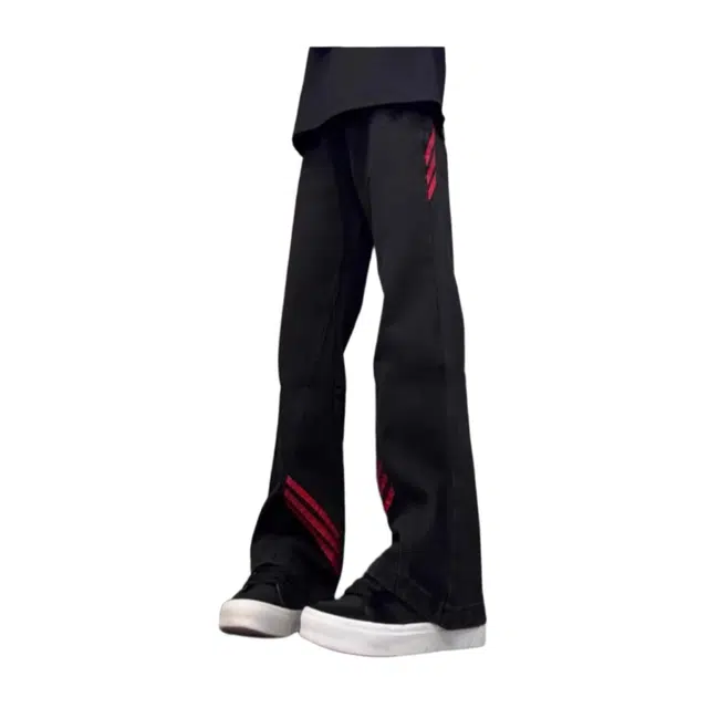 沐诚阳译 斜杠三条纹红黑撞色拼接显瘦微喇小众设计感美式工装直筒裤牛仔裤 男款