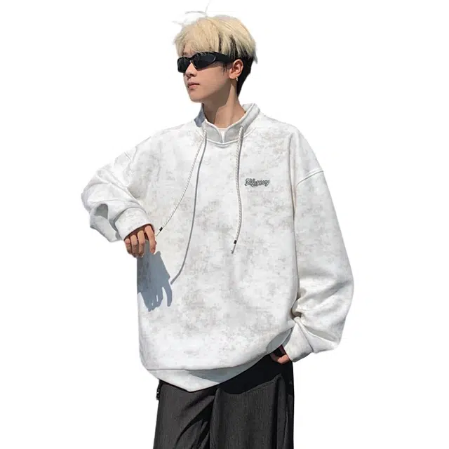 Fakeyoung logo