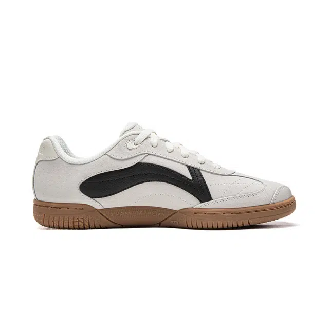 中国李宁  乒乓 时尚潮流 舒适  耐磨透气功能性  休闲适用场景  低帮  球鞋 男女同款 乳白色黑色