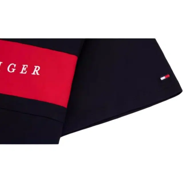 Tommy Hilfiger T