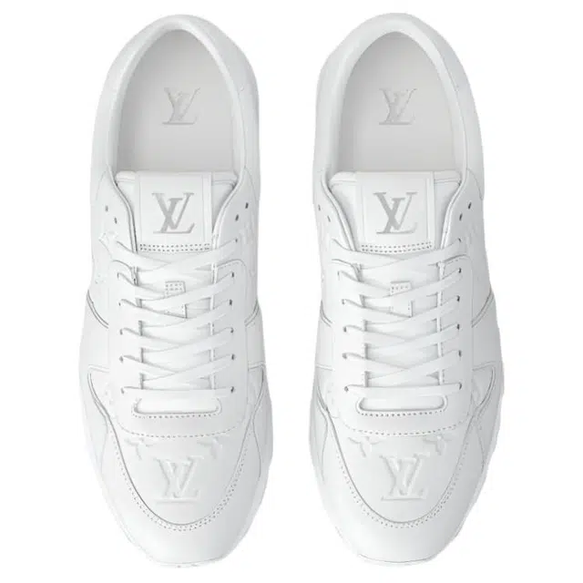 LOUIS VUITTON Run Away