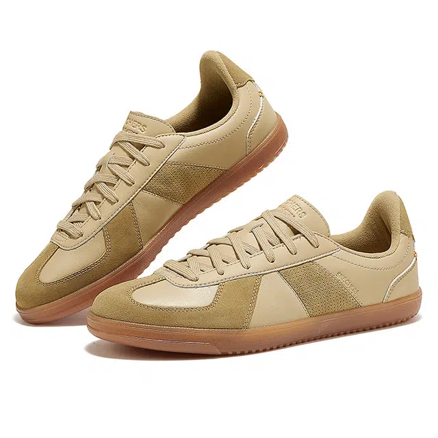 Skechers Court Classics