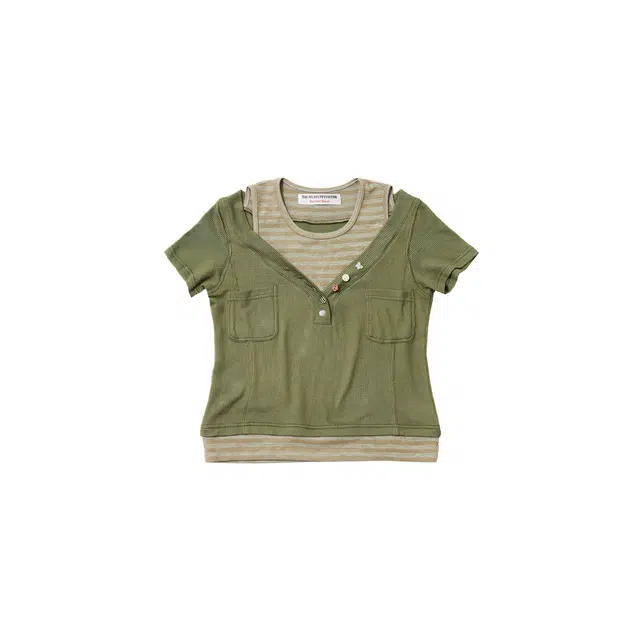 THE MUSEUM VISITOR T