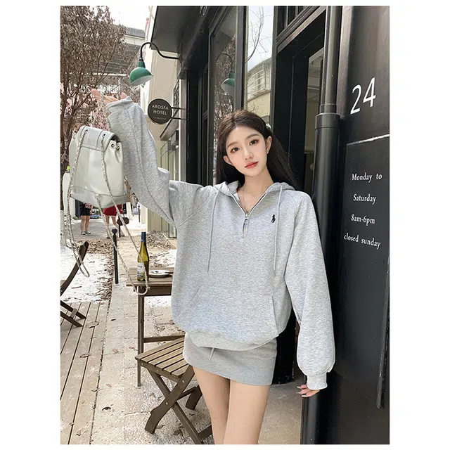 丝絮丝绸 美式潮牌时尚宽松舒适简约上衣卫衣 女款