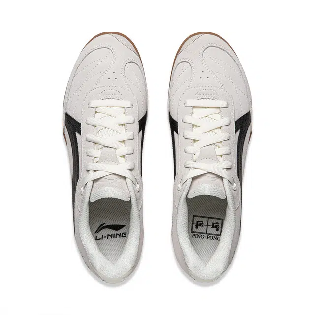 中国李宁  乒乓 时尚潮流 舒适  耐磨透气功能性  休闲适用场景  低帮  球鞋 男女同款 乳白色黑色