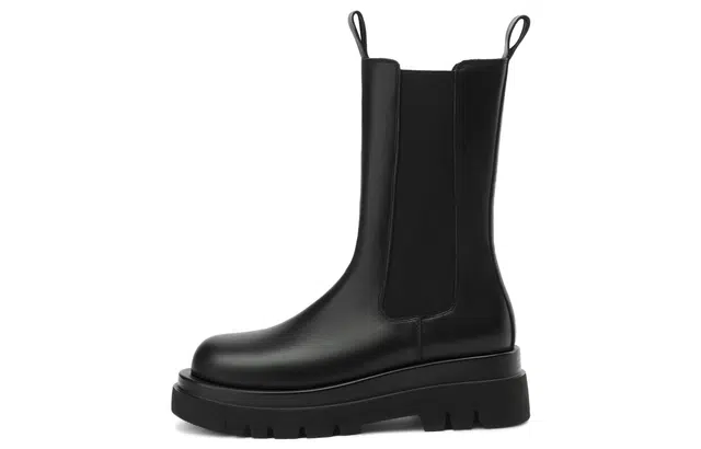 Bodqi Chelsea Boots Black