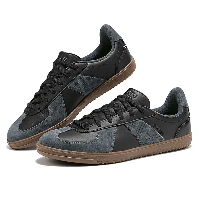 Skechers Court Classics