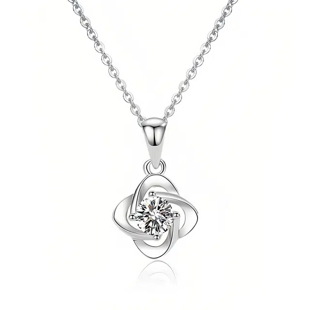 清脆小溪 幸运四叶草轻奢小众高级感时尚优雅气质超仙闪耀甜文艺风百搭 锆石 项链 女款