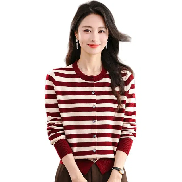袋鼠 简约舒适百搭宽松亲肤柔软圆领条纹质感长袖针织衫 女款