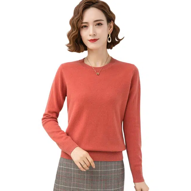袋鼠 柔软舒适简约时尚圆领纯色亲肤修身长袖打底羊毛针织衫 女款