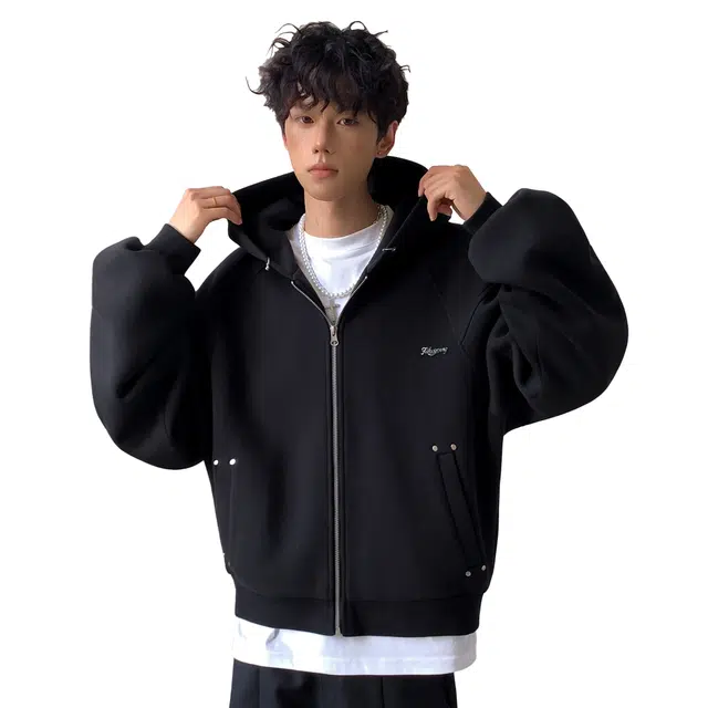 Fakeyoung logo