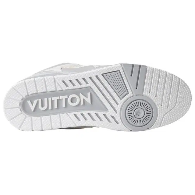 LOUIS VUITTON Skate
